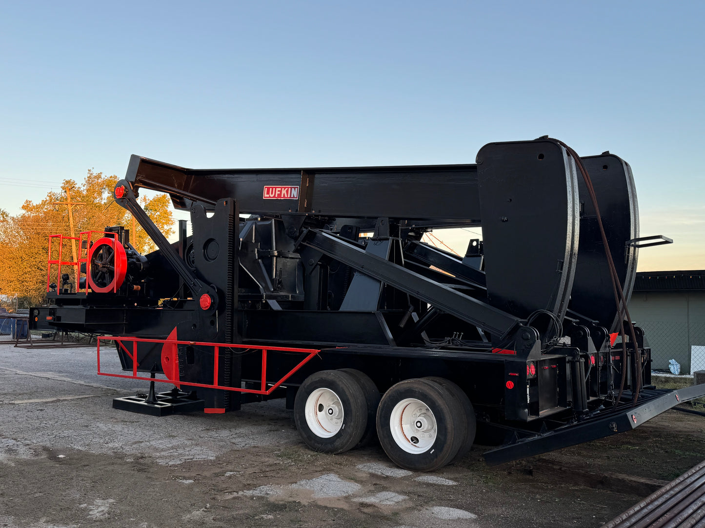 456-305-120 Lufkin Road Runner Rental